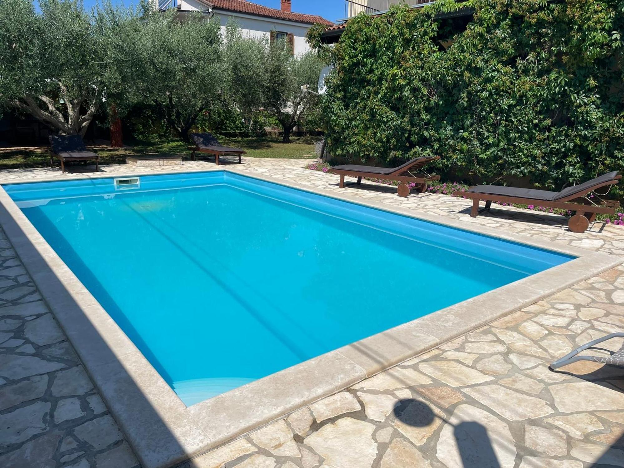 Fabris With Pool And Location Near Sea