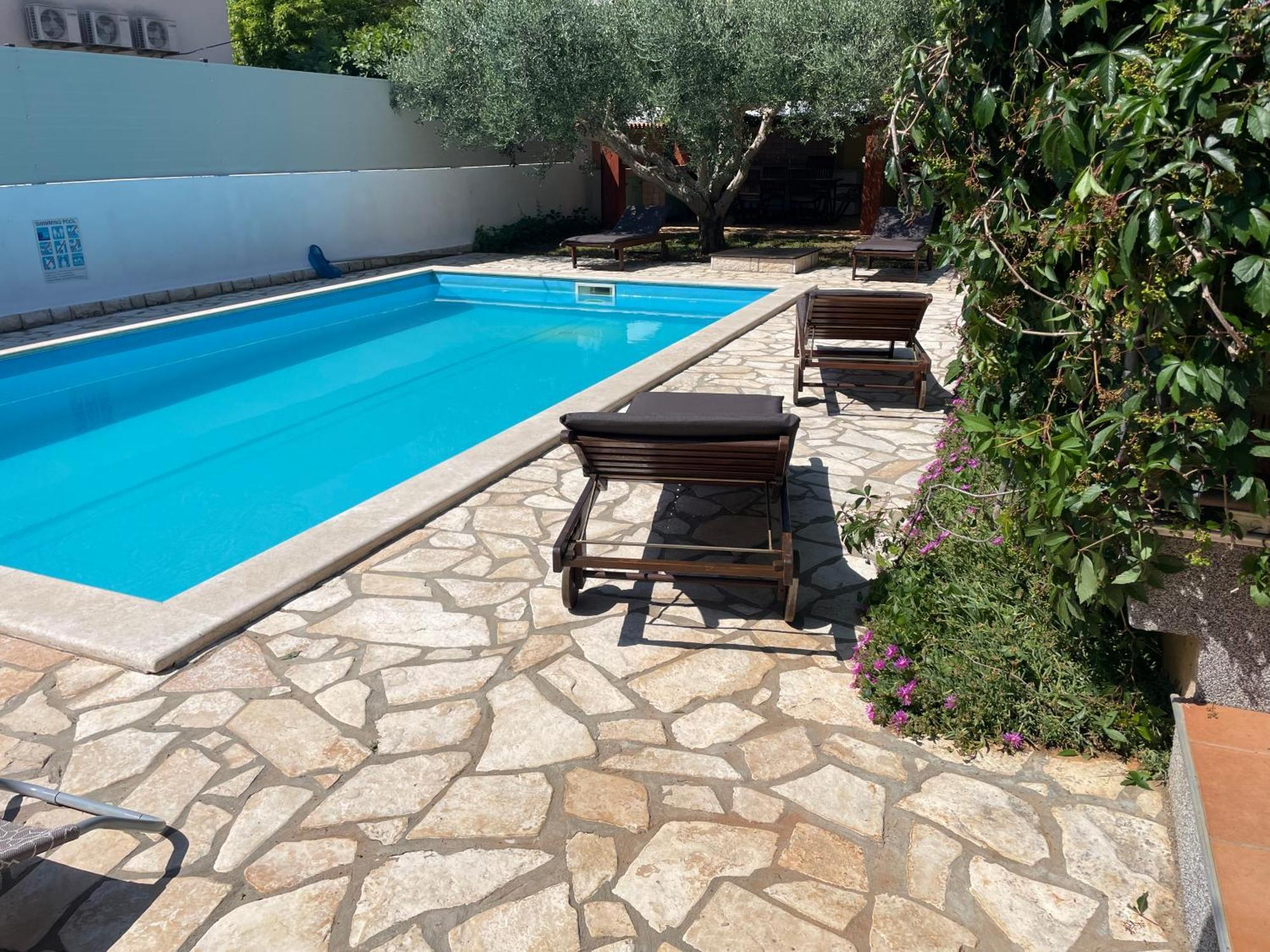 Fabris With Pool And Location Near Sea