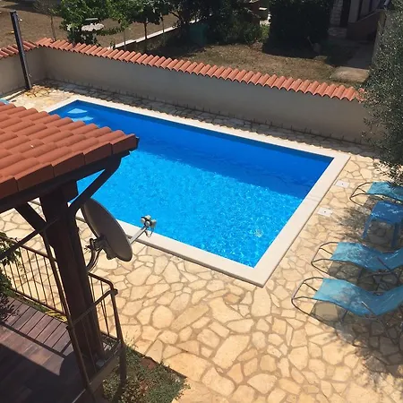 Fabris Apartments With Pool And Top Location Near Sea Novigrad Istria Zimmer foto