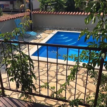 Fabris Apartments With Pool And Top Location Near Sea Novigrad Istria Exterior foto