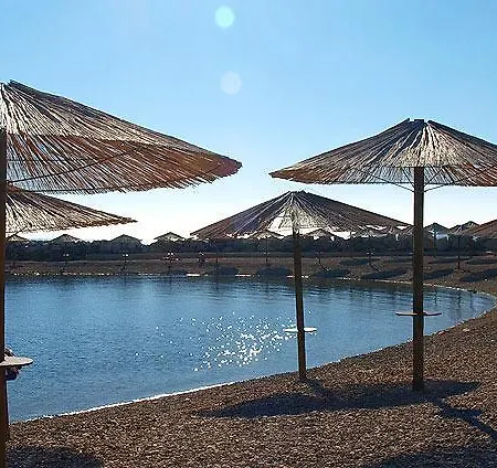 Fabris Apartments With Pool And Top Location Near Sea Novigrad Istria Exterior foto