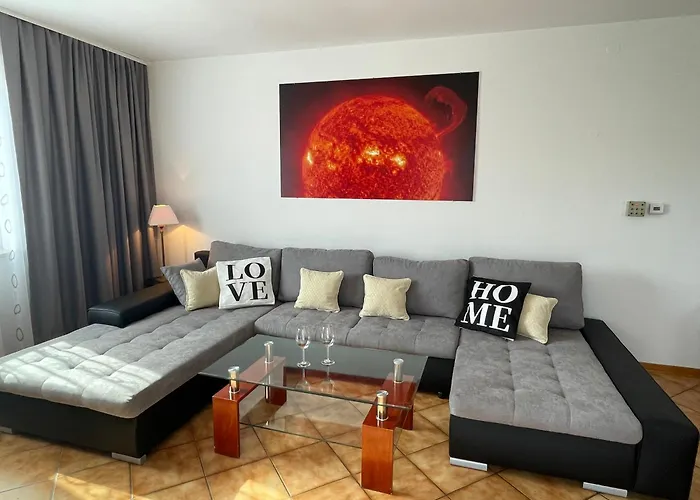 Fabris Apartments With Pool And Top Location Near Sea