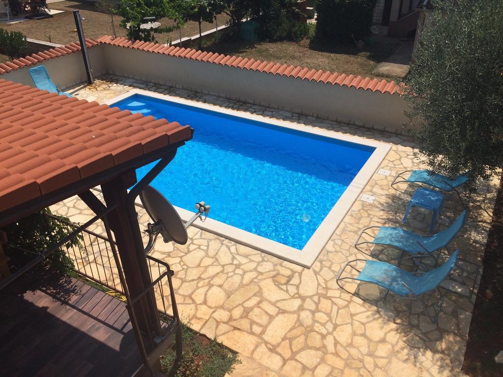 Apartment Fabris With Pool And Location Near Sea Novigrad Istria