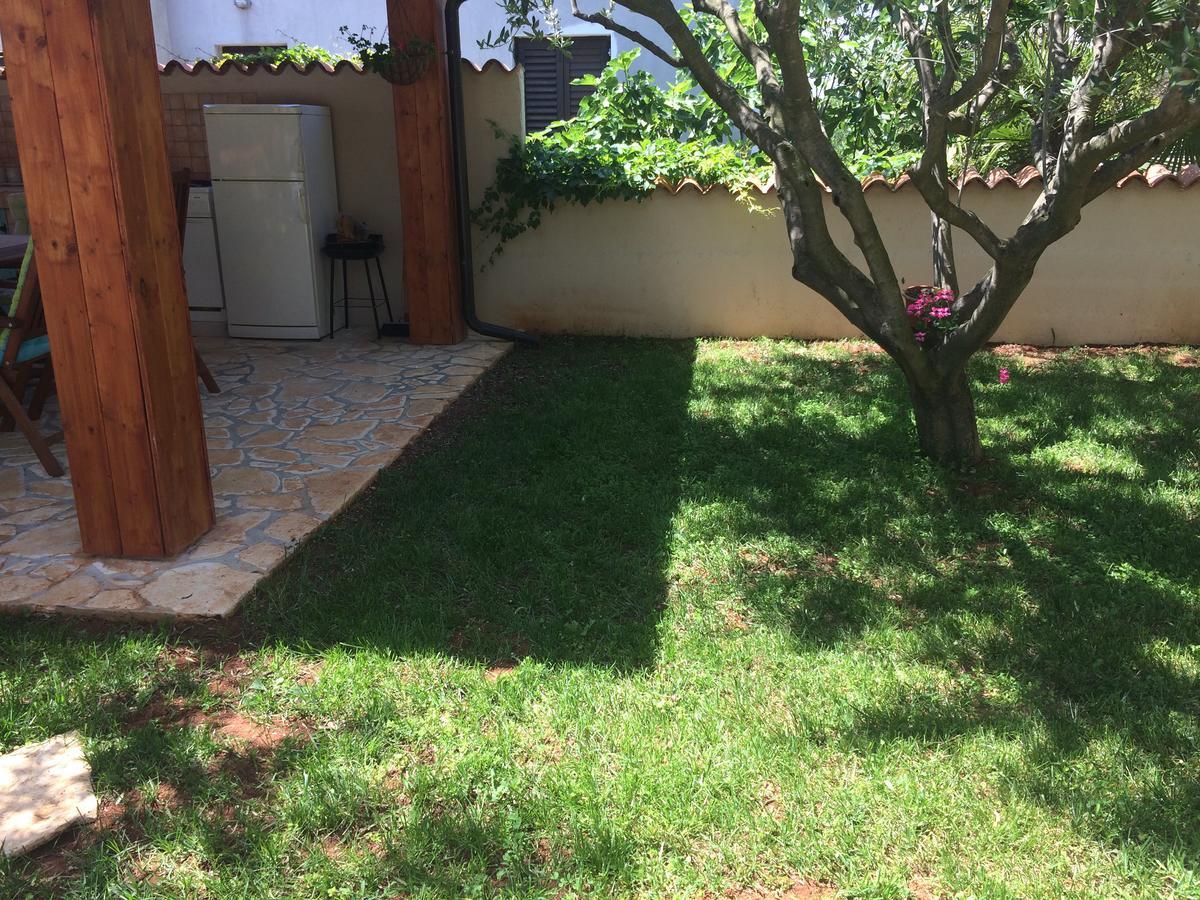 Apartment Fabris With Pool And Location Near Sea Novigrad Istria